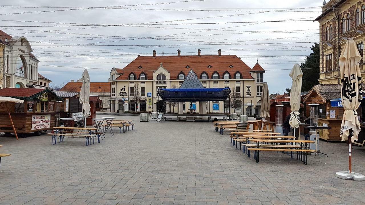 Appartamento Átrium apartman Keszthely Esterno foto