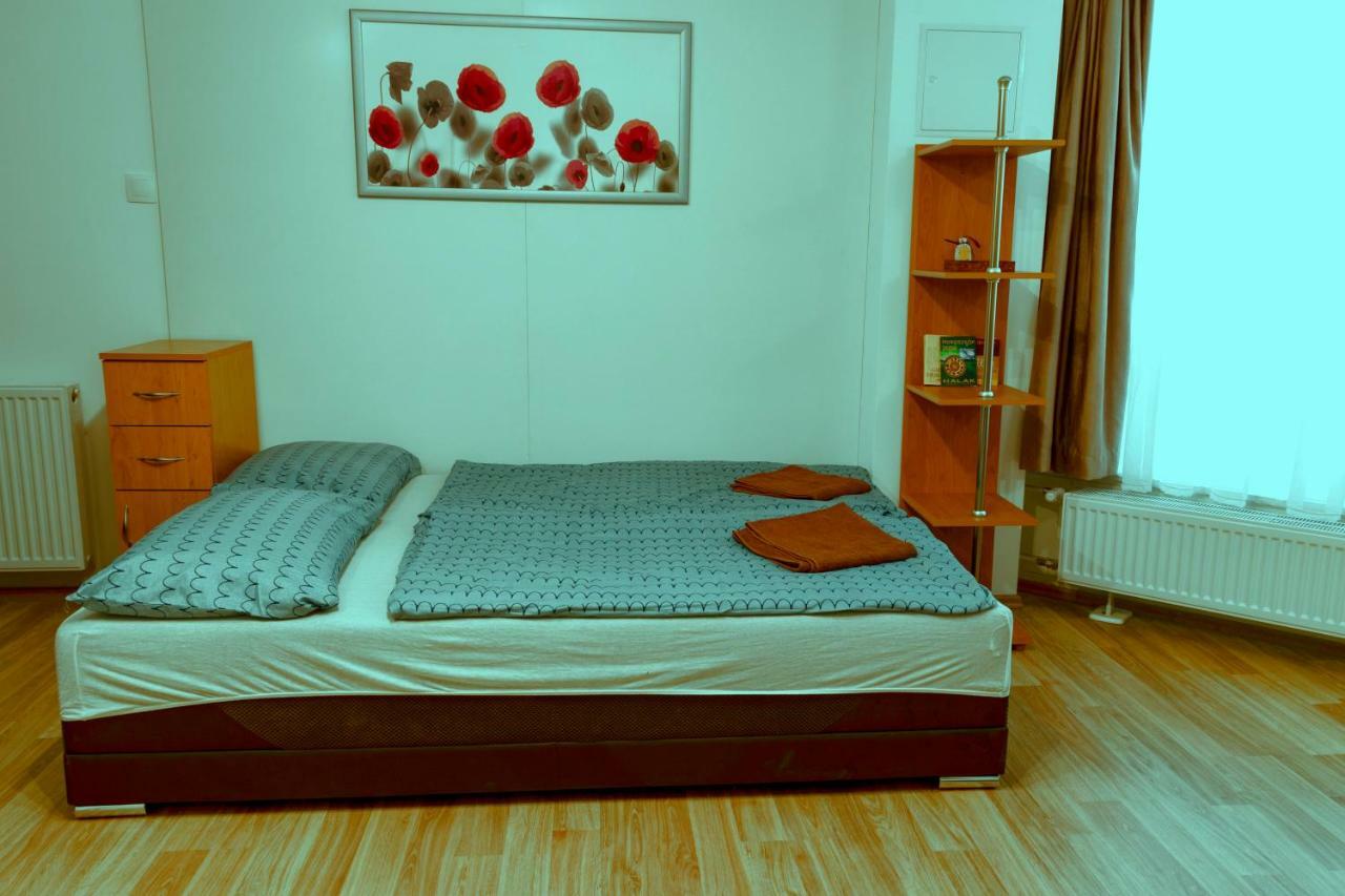 Appartamento Átrium apartman Keszthely Esterno foto
